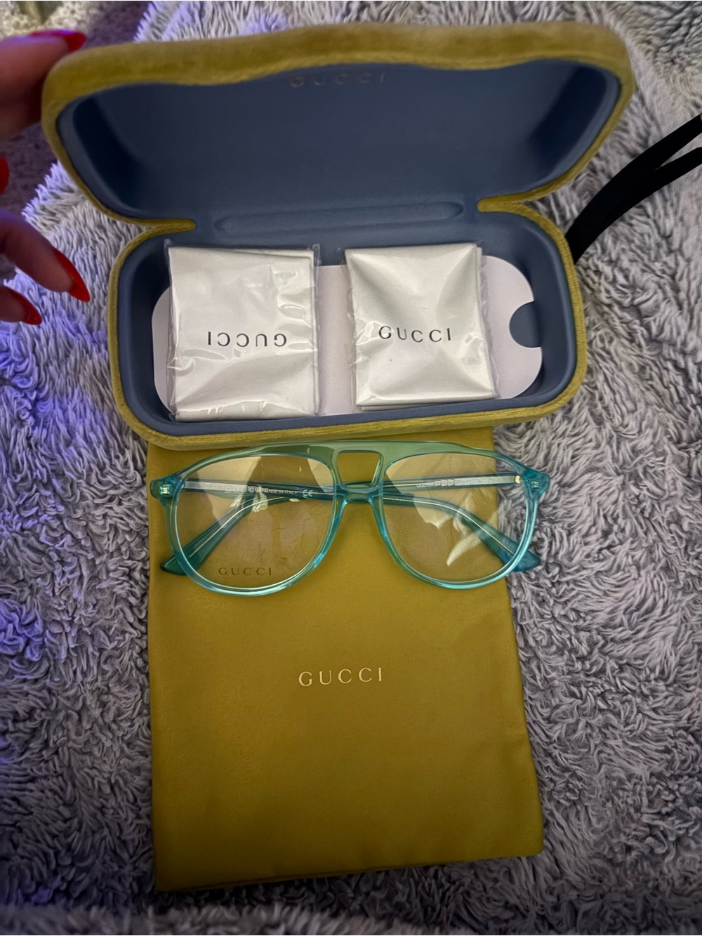 Gucci Woman’s transparent Blue Sunglasses / Eye glasses with Branded Case